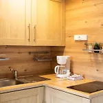 Arden Parks L'abbaye Camping *