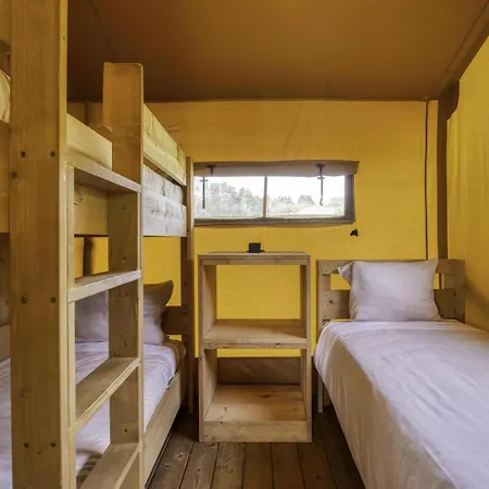 Arden Parks L'abbaye Camping *
