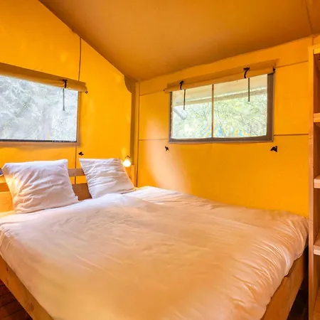 Κάμπινγκ Arden Parks L'abbaye Signy-lʼAbbaye