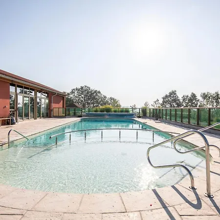 Arden Parks L'abbaye Camping
