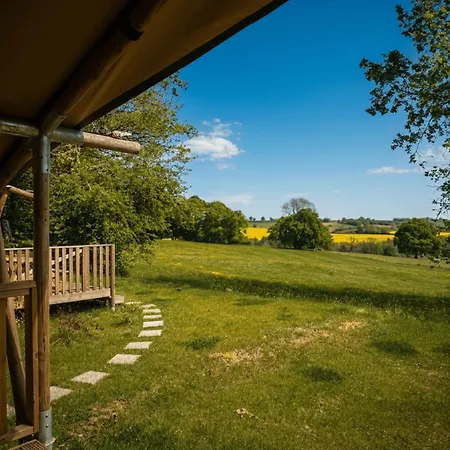 Arden Parks L'abbaye Kemping