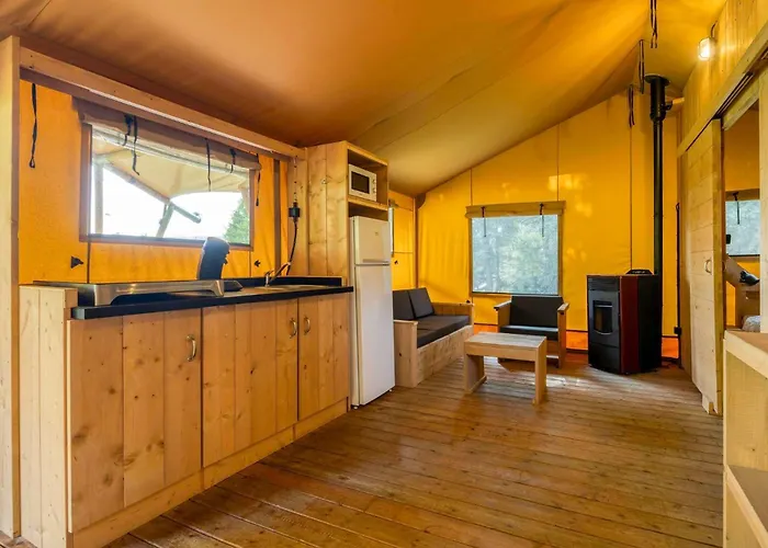 Arden Parks L'abbaye Campsite Signy-l'Abbaye