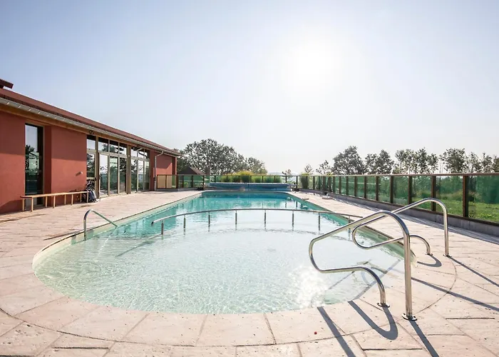 Arden Parks L'abbaye Campsite