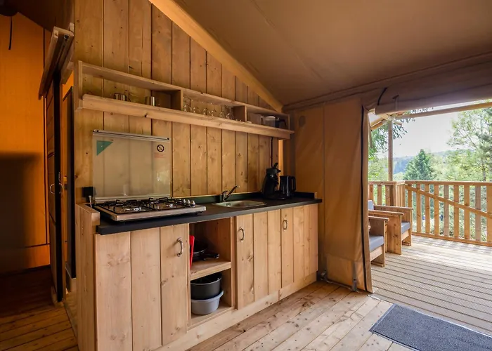 Arden Parks L'abbaye Campsite